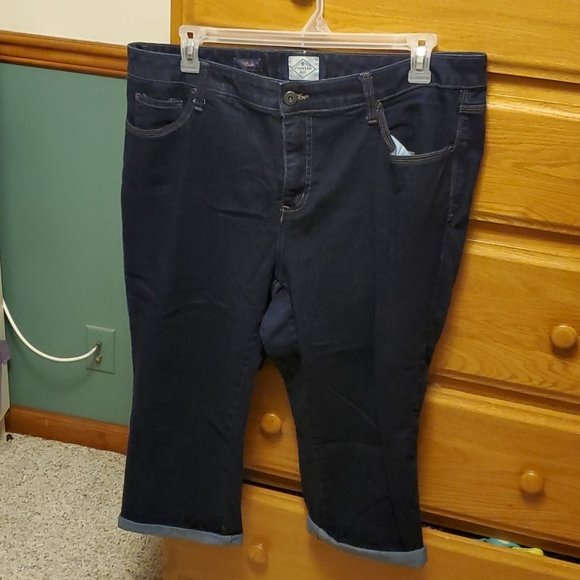 St. John's Bay Denim - Jean Capris